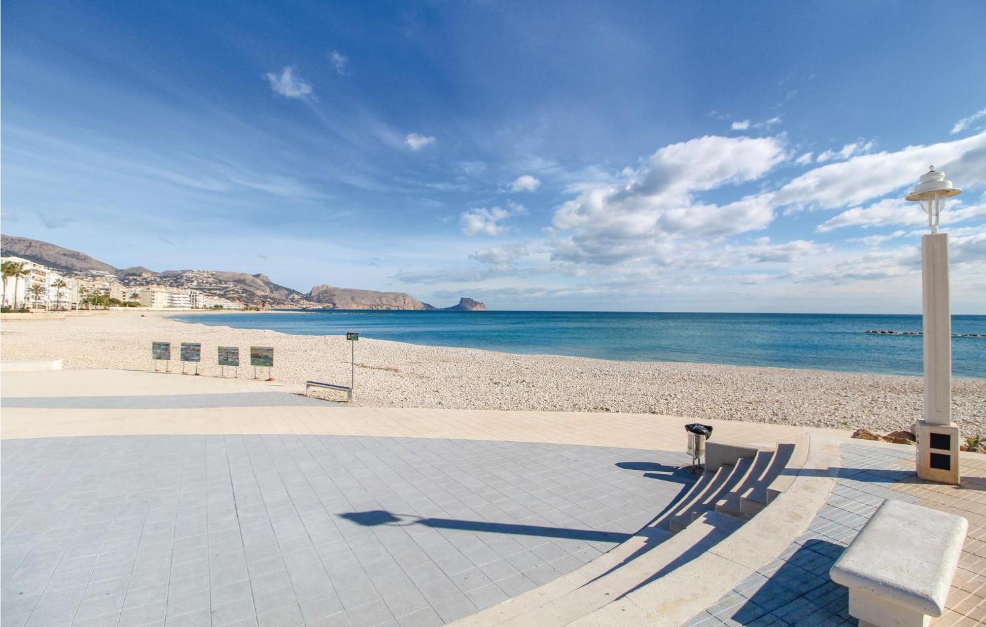 Amazing Apartment In Altea With Kitchen ภายนอก รูปภาพ